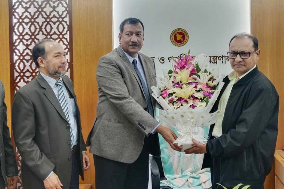 পদোন্নতি পেয়ে প্রাথমিক ও গণশিক্ষা সচিব হলেন আবু তাহের