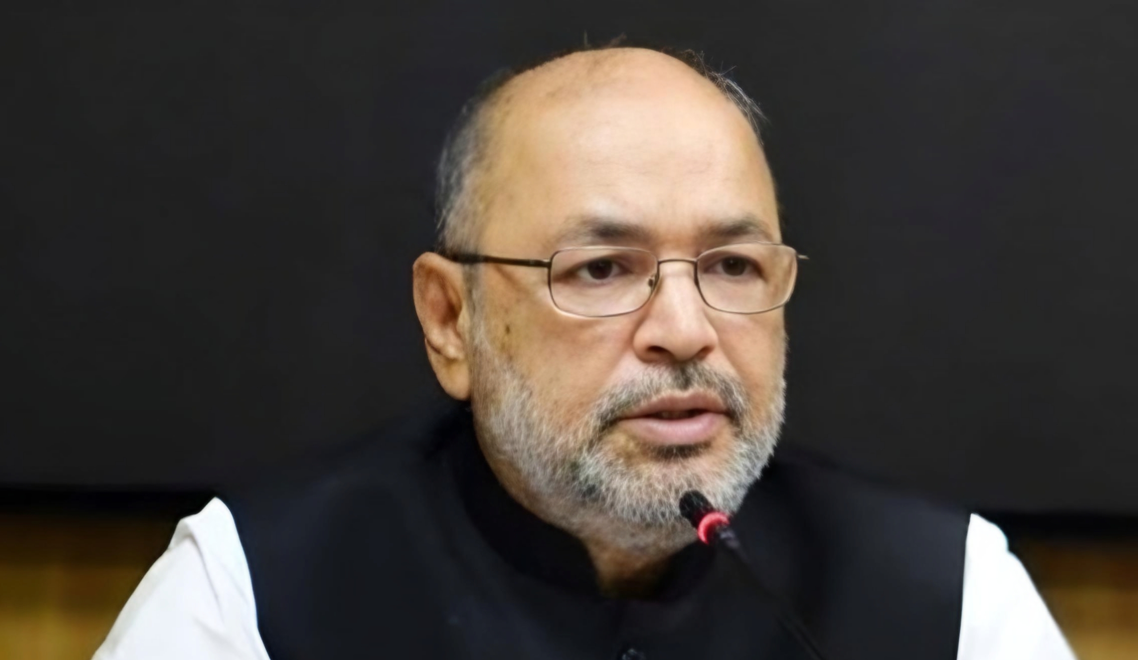 সাবেক প্রতিমন্ত্রী এনাম গ্রেপ্তার