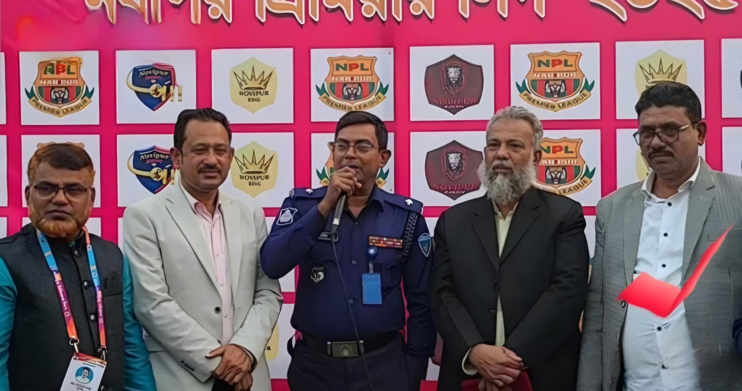 মতলবে বিএনপি নেতার সঙ্গে একই মঞ্চে আওয়ামী লীগ নেতারা