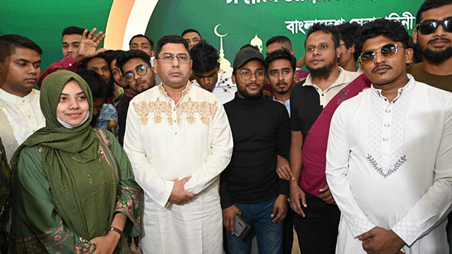 ‘সেনাবাহিনী সব সময় জুলাই আন্দোলনে আহতদের পাশে থাকবে’