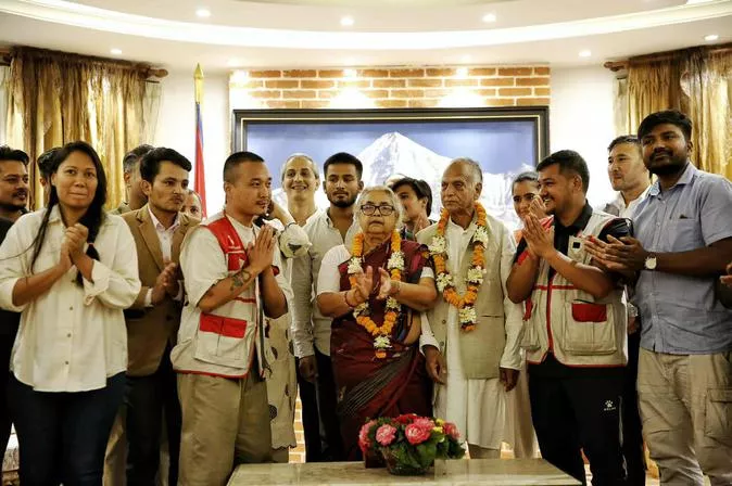 নেপালে অন্তর্বর্তী প্রধানমন্ত্রীর দায়িত্বে সাবেক প্রধান বিচারপতি সুশীলা কার্কি, মার্চে নির্বাচন