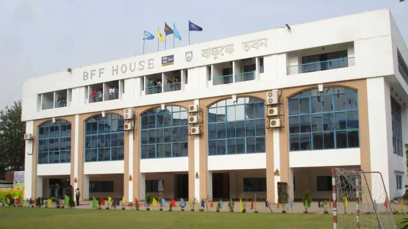 আট জেলায় স্টেডিয়াম বরাদ্দ পেলো বাফুফে