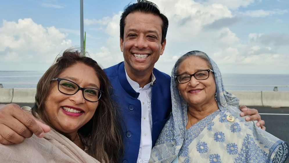 ‘রাহুল-প্রিয়াঙ্কা মডেলে’ ছেলেমেয়েকে দলীয় নেতৃত্বে আনছেন হাসিনা ‘রাহুল-প্রিয়াঙ্কা মডেলে’ ছেলেমেয়েকে দলীয় নেতৃত্বে আনছেন হাসিনা