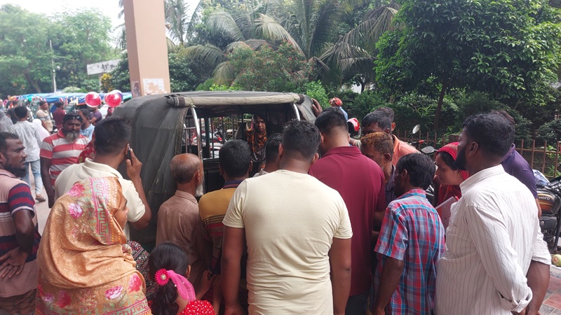 চুয়াডাঙ্গায় সহোদরকে কুপিয়ে ও পিটিয়ে হত্যা