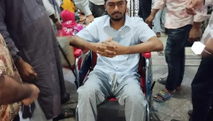 হাসপাতালের ছাড়পত্র পেলেন নুরুল হক নুর