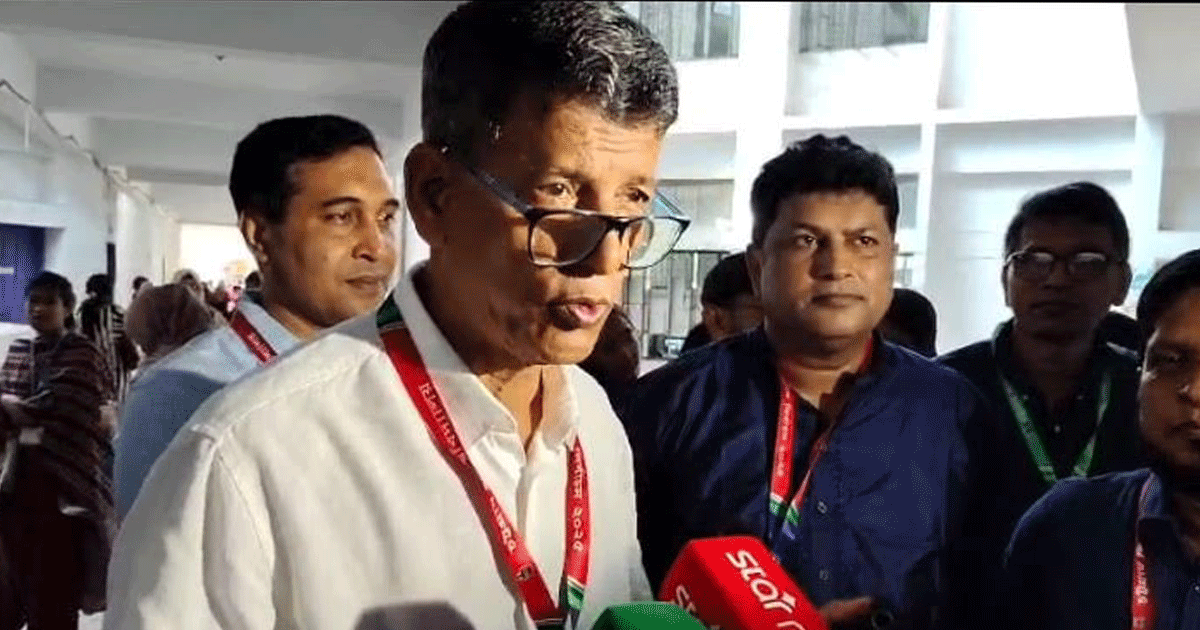 সুষ্ঠু পরিবেশে ভোটে সন্তোষ চবি উপাচার্যের