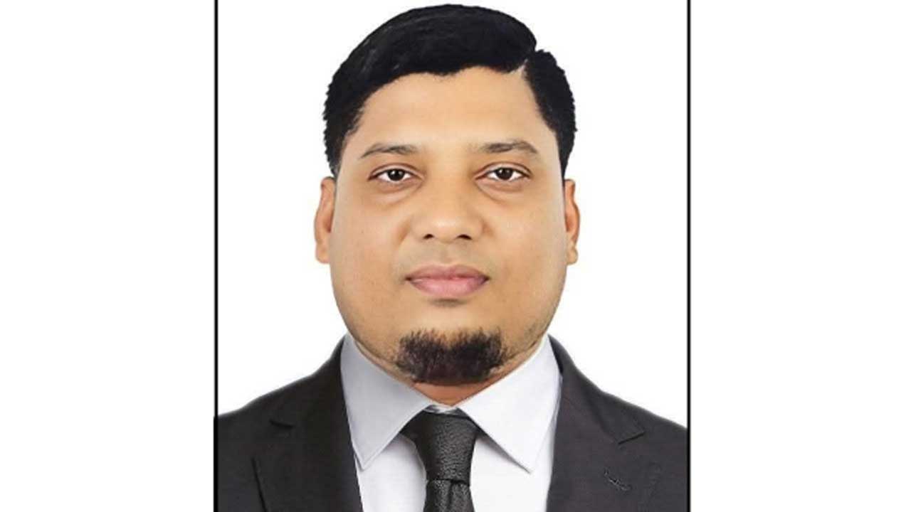 দেশে এসেও বিমানবন্দর থেকে বাড়ি ফেরা হলো না প্রবাসীর