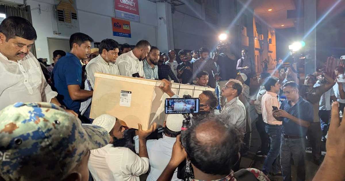 ওমানে নিহত আট বাংলাদেশির মরদেহ স্বজনদের কাছে হস্তান্তর