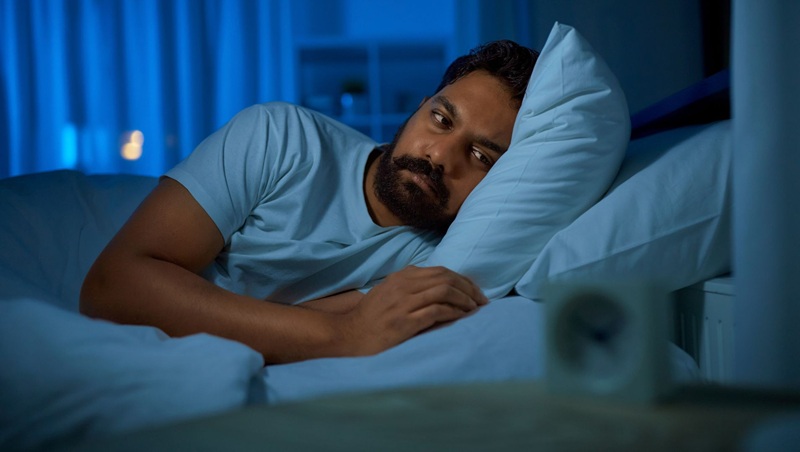 গভীর রাতে ঘুমালে যেসব ক্ষতি হতে পারে