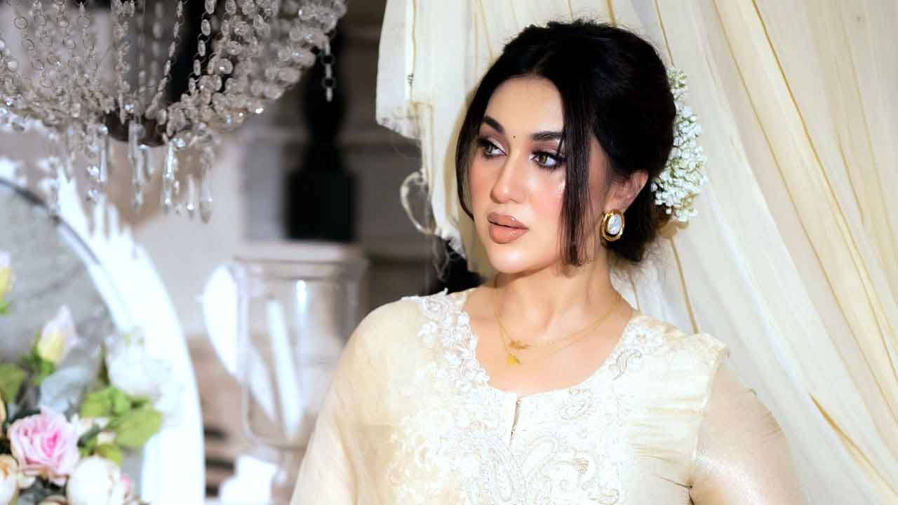 আমি মেয়ে, কিন্তু বিয়েতে একটা ফার্নিচারও পাইনি: অপু বিশ্বাস