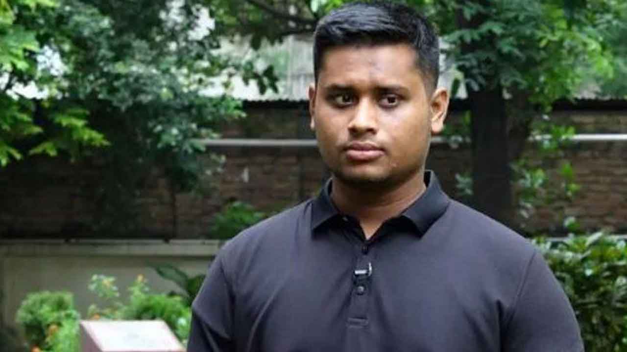 এনসিপির নেতা হাসনাত আবদুল্লাহ পুত্র সন্তানের বাবা হয়েছেন